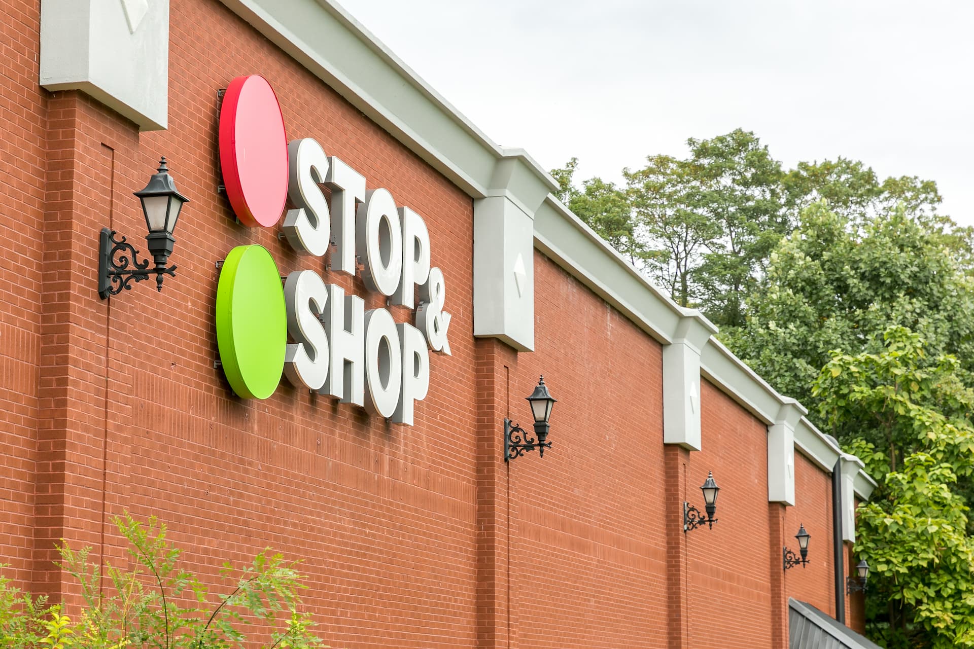 a shot of the outside of a Stop and Shop store